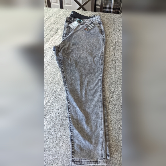 LulaRoe Skinny fit Denim - Picture 1 of 4